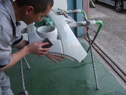 �v���X�t�𐅌���